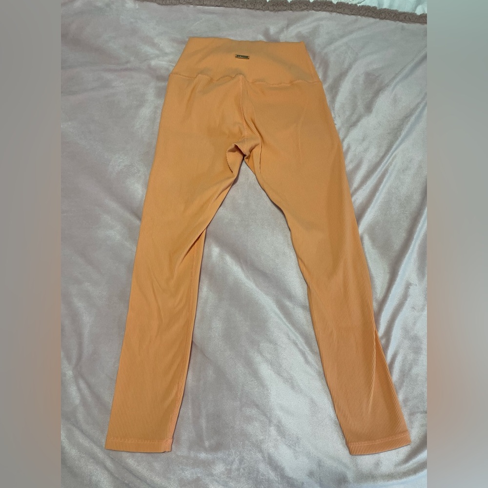J80 fit leggings